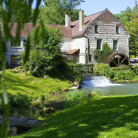 Hotel Moulin De Mombreux à Lumbres Extérieur photo