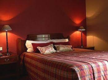 Hotel Moulin De Mombreux à Lumbres Extérieur photo