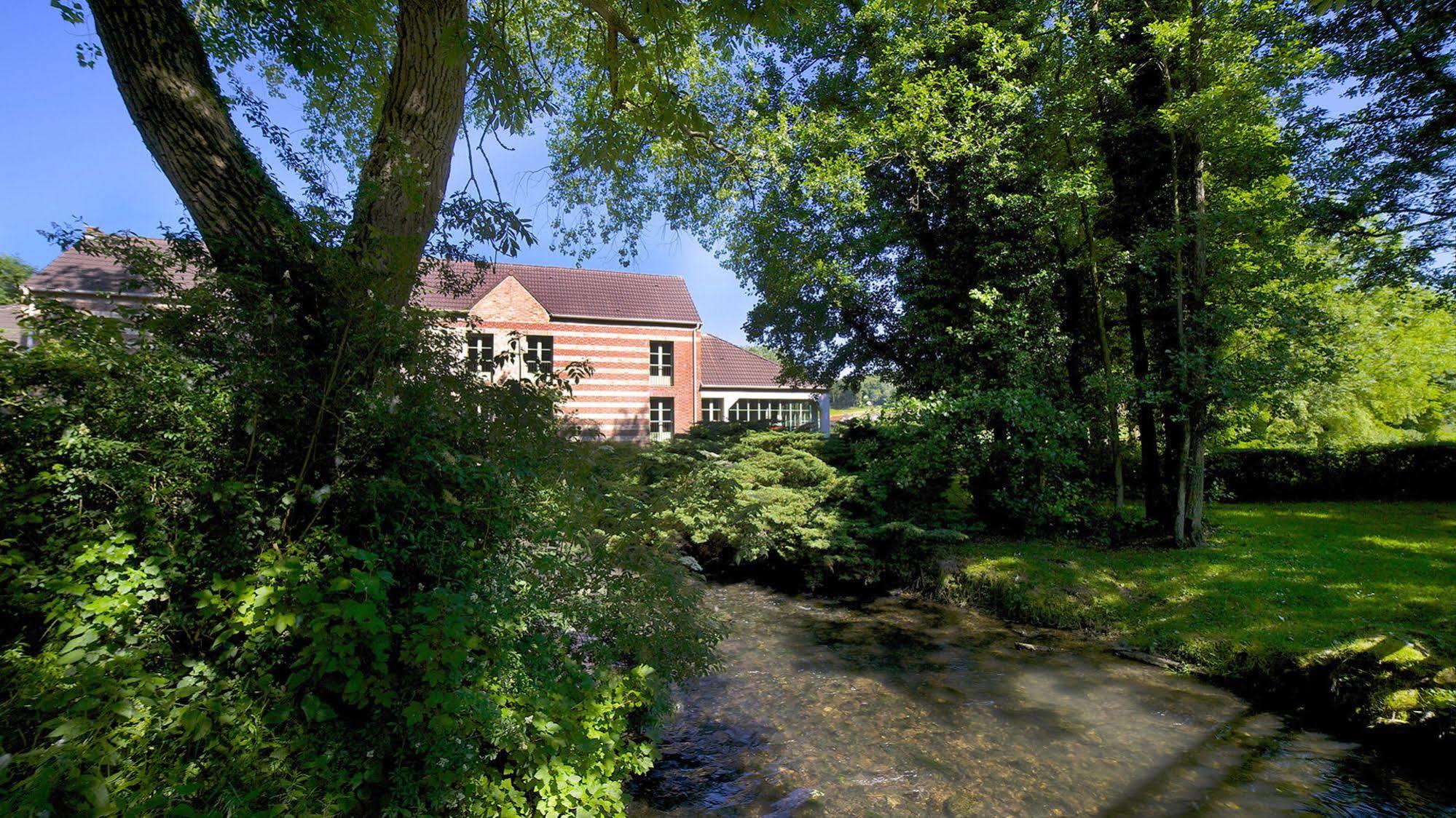 Hotel Moulin De Mombreux à Lumbres Extérieur photo
